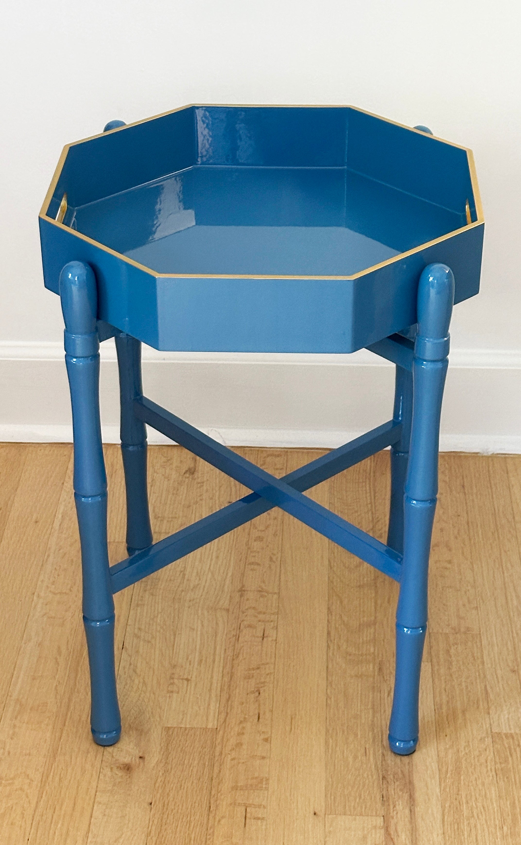 OCTAGONAL CADET LACQUER TRAY TABLE